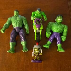 Hulk characters lot